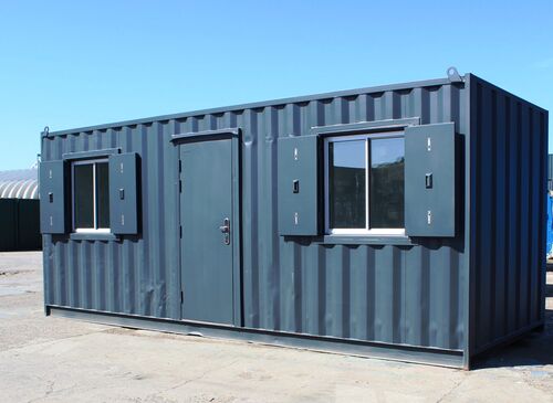 CONTAINERS & Cabins